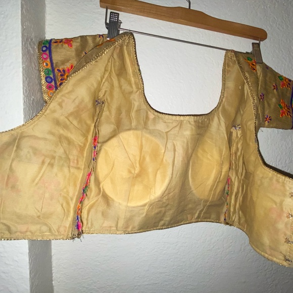 Colorful Embellished Boho Sari Choli Blouse - Picture 4 of 5
